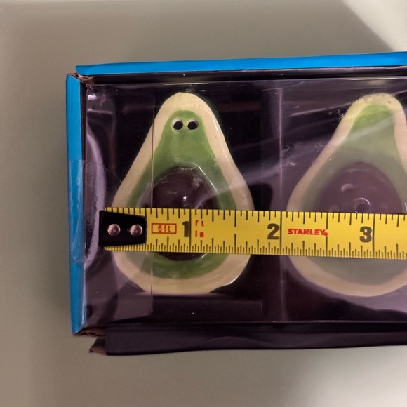 Sheffield Home “You Guac my World” Ceramic
Avocado Salt & Pepper Shakers - Picture 5 of 8